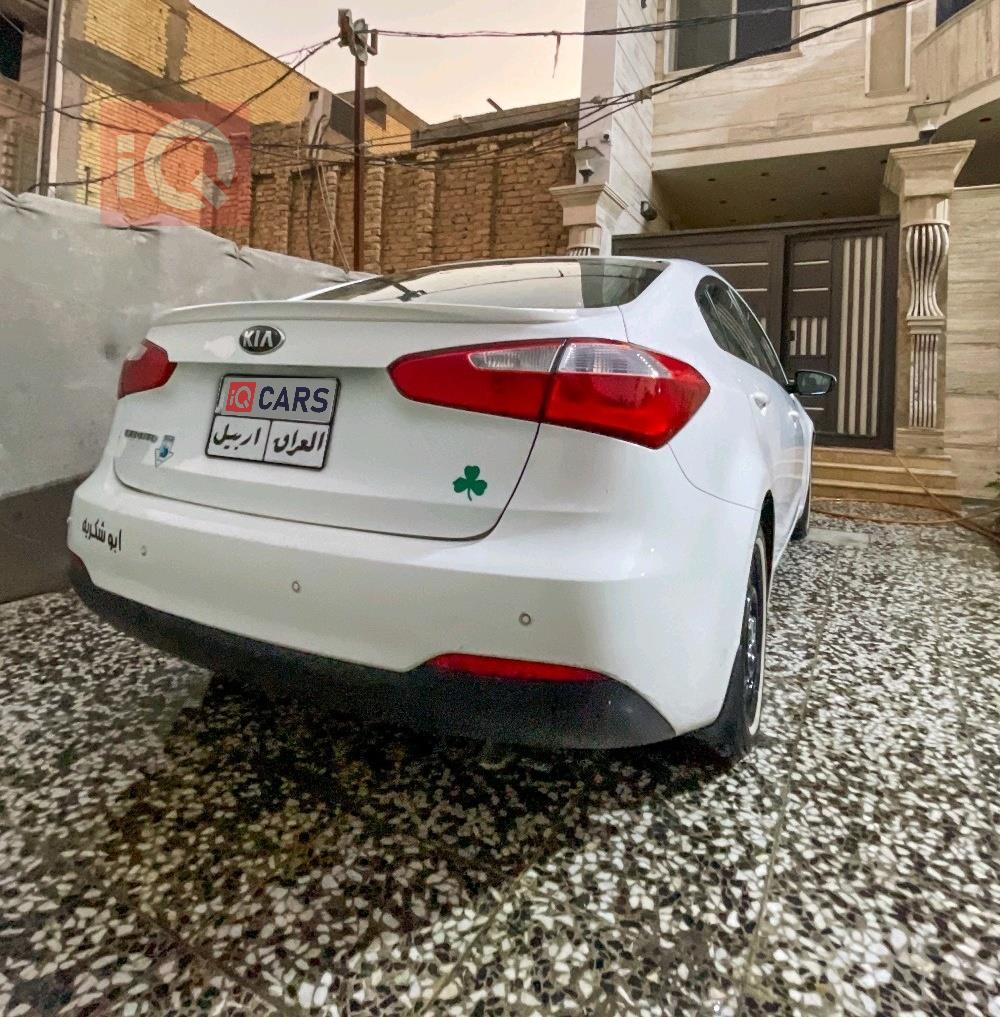 كيا سيراتو